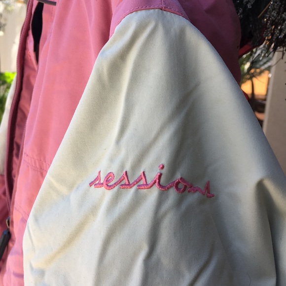 Snow Jacket - Picture 2 of 5